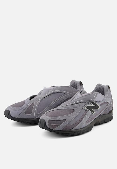 New Balance  - 204V - grey