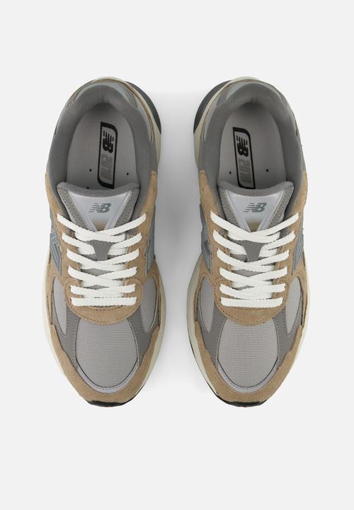 New Balance  - 2010 v1