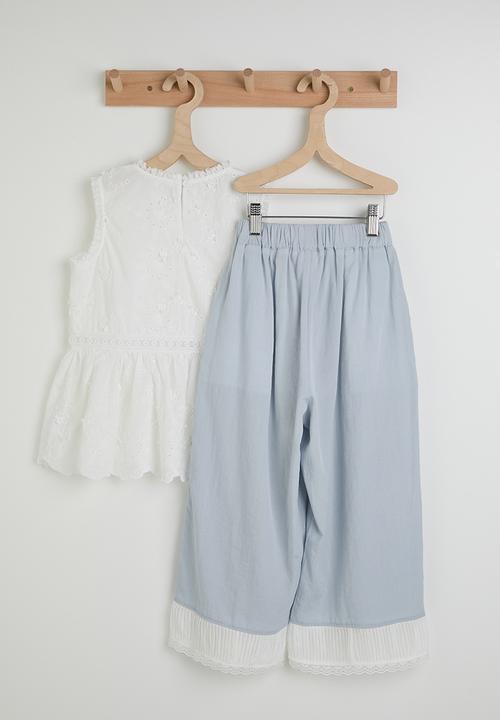 Pop Candy - Broderie peplum top & wide leg jeans - white/blue