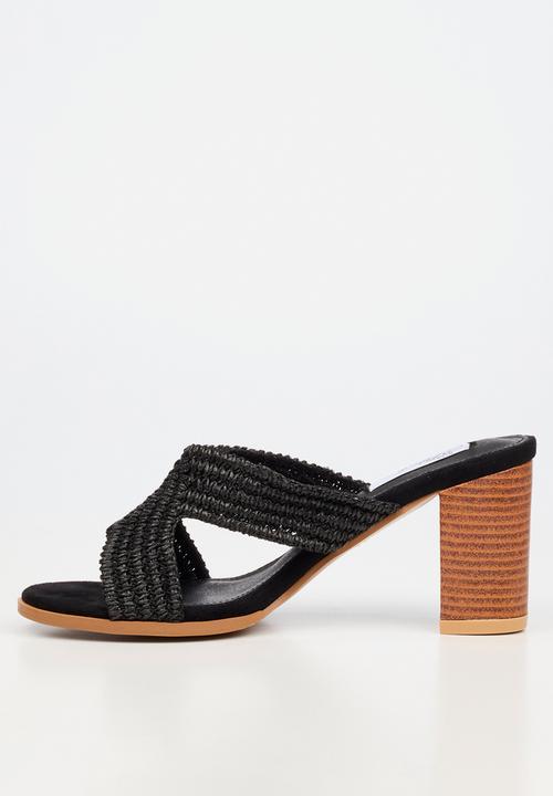 Miss Black - Ambrielle 1 raffia block heel - black