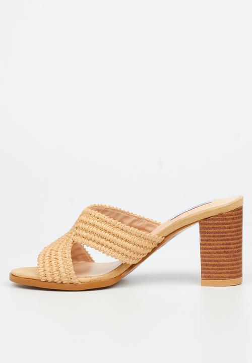 Miss Black - Ambrielle 1 raffia block heel - natural