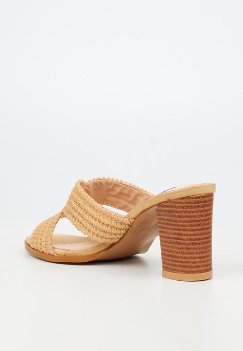 Miss Black - Ambrielle 1 raffia block heel - natural