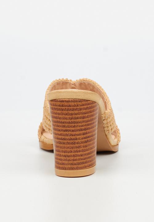 Miss Black - Ambrielle 1 raffia block heel - natural