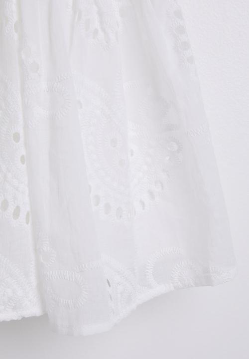 Pop Candy - Anglaise frilled sleeve blouse with tiered maxi skirt - white