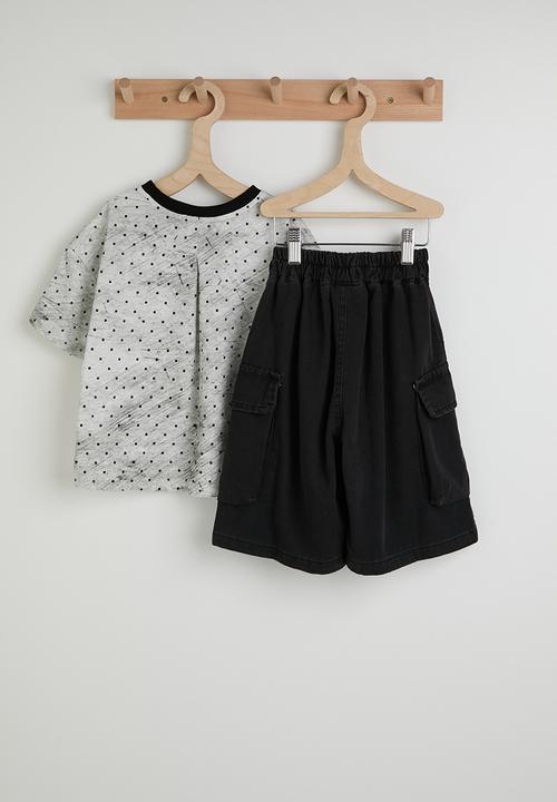 Pop Candy - Crew neck tee with shorts - dirty white/black