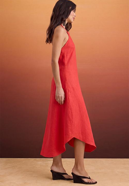 Trendyol - Asymmetric Linen Halter Neck Midi Dress - Pomegranate Blossom