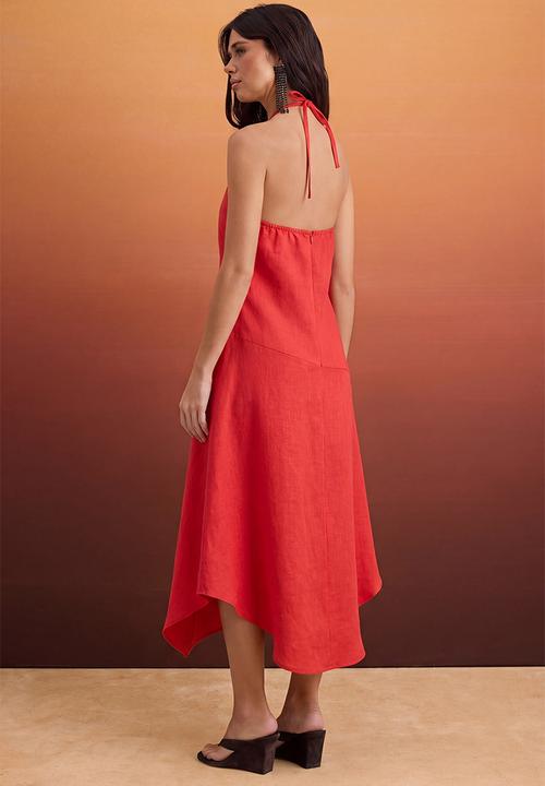 Trendyol - Asymmetric Linen Halter Neck Midi Dress - Pomegranate Blossom