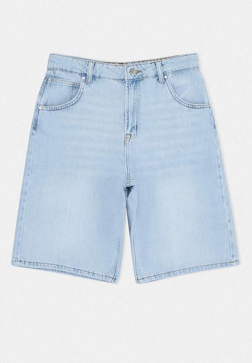 Trendyol - High-Waist Cotton Denim Bermuda Shorts - Light Blue