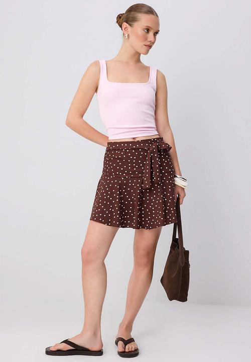 Trendyol - Polka Dot High-Waist Skirt-Look Knit Shorts - Dark Brown