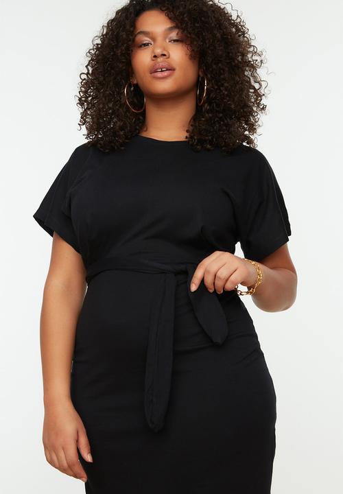 Trendyol - Plus straight cut tie detail slit cotton midi dress - black