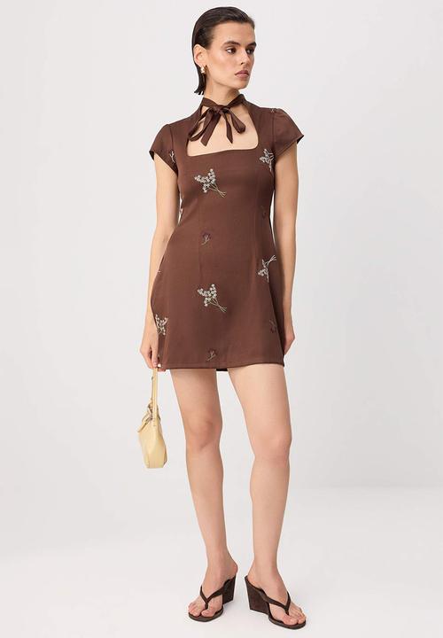 Trendyol - Floral Embroidery Tie-Detail A-Line Satin Mini Dress - Brown