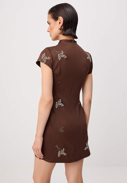 Trendyol - Floral Embroidery Tie-Detail A-Line Satin Mini Dress - Brown