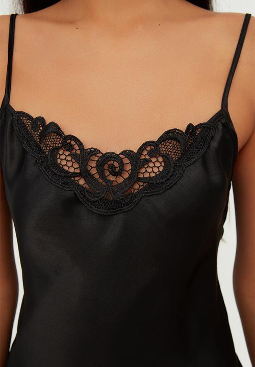 Trendyol - Lace pajama set - black