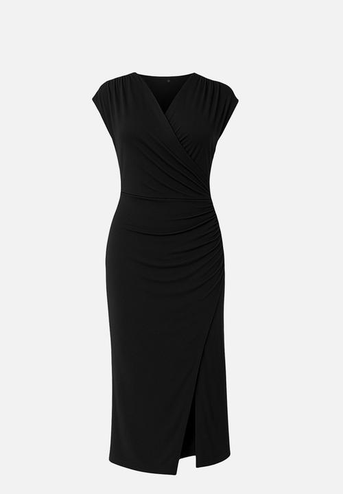 Trendyol - Drawstring Ruched Double-Breasted Midi Knit Dress - Black