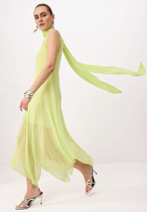 Trendyol - Asymmetric Chiffon Midi Dress with Stand Collar - Lime