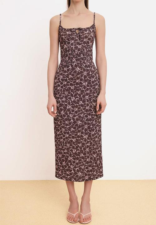 Trendyol - Floral Textured A-Line Knit Dress with Keyhole Neckline - Black