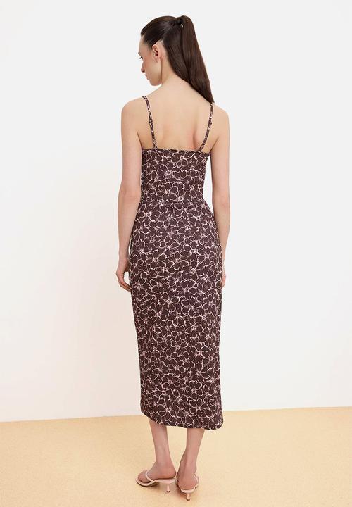 Trendyol - Floral Textured A-Line Knit Dress with Keyhole Neckline - Black