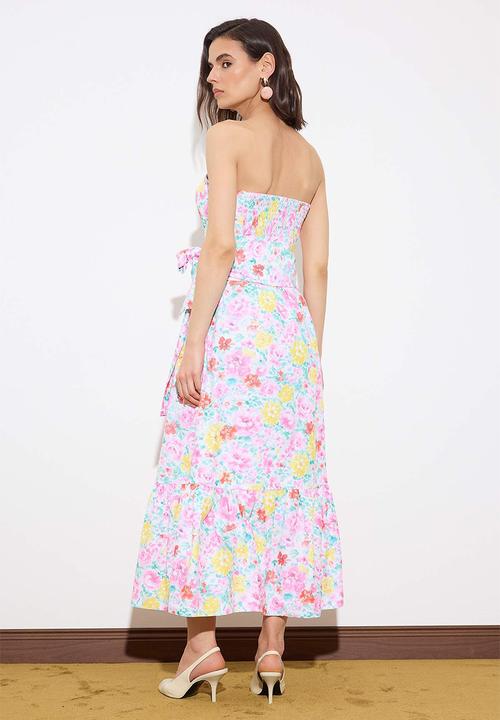Trendyol - Floral Belted Maxi Dress with Waist Detail - Multi