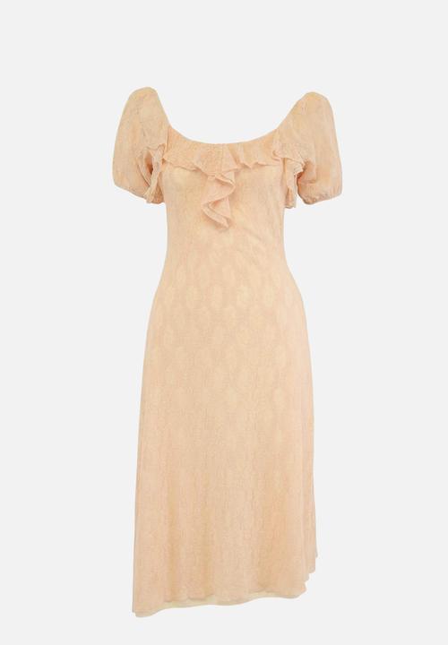 Trendyol - Limited Edition Bodycon Lace Dress with Balloon Sleeves - Powder