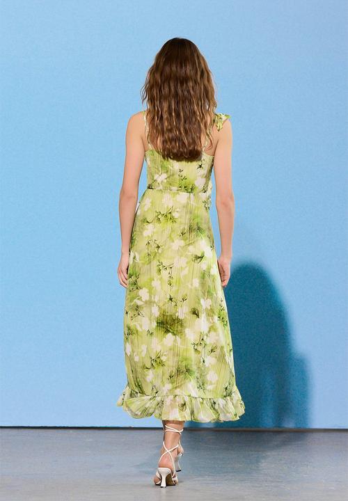 Trendyol - Limited Edition Bell-Shaped Tulle Dress with Spaghetti Straps - green