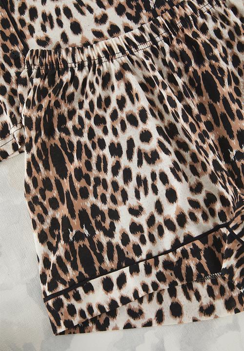 Trendyol - Leopard printed pajama set - brown