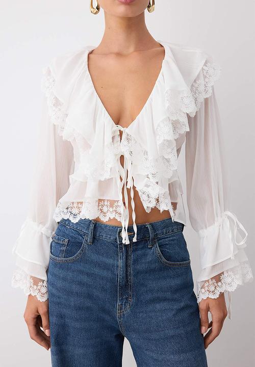 Trendyol - Sheer Lace Detail Ruffle Blouse - Ecru