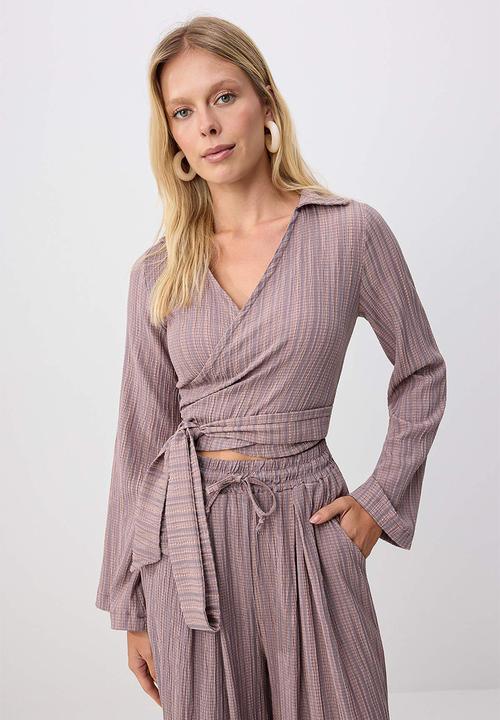 Trendyol - Double-Breasted Blouse and Relaxed-Fit Trousers Set - Grey