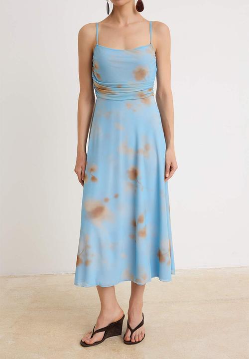 Trendyol - A-Line Tulle Midi Dress with Thin Straps - Blue