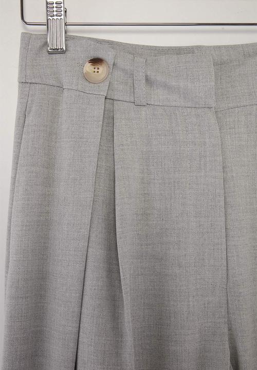 Trendyol - Double-Pleat Wide-Leg Trousers - Grey