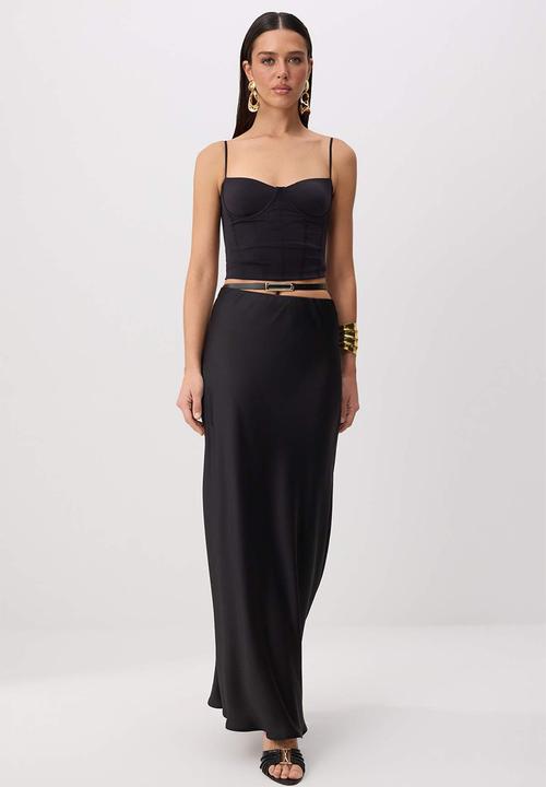 Trendyol - Low-Rise Belt Detail Satin Skirt - Black