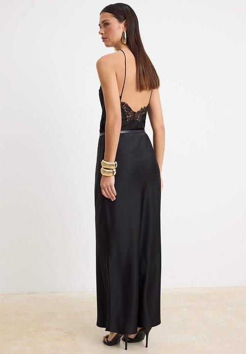 Trendyol - Low-Rise Belt Detail Satin Skirt - Black