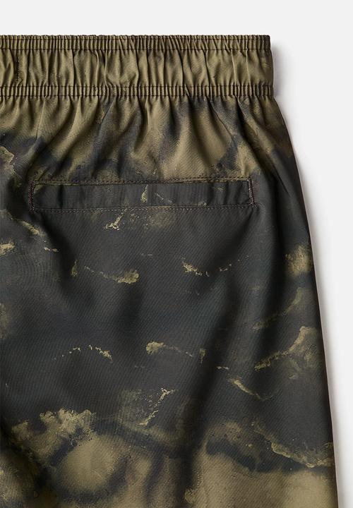 H&M - Swim shorts - khaki green/tie-dye