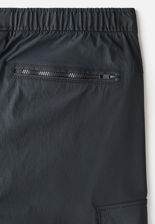 H&M - Regular fit nylon cargo trousers - dark grey