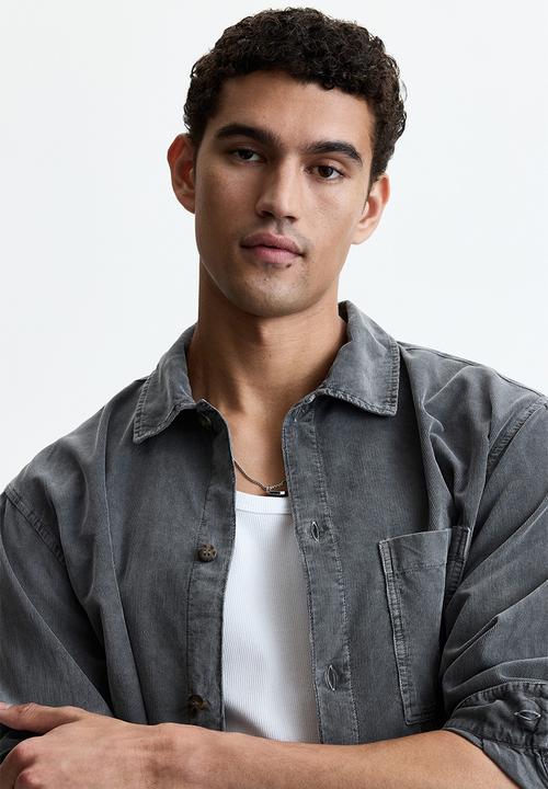 H&M - Relaxed fit boxy corduroy shirt - grey