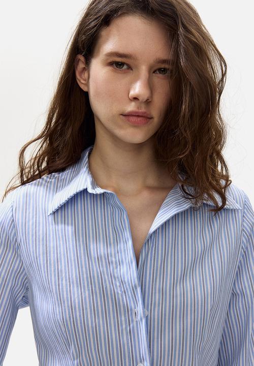 H&M - Fitted shirt - light blue/striped