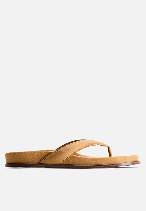 H&M - Footbed flip-flops - mustard yellow