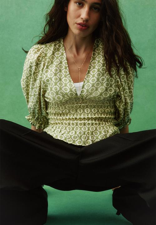 H&M - Smocked-waist blouse - green/patterned