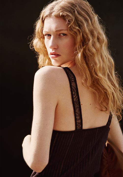 Lace-detail rib-knit top - dark brown