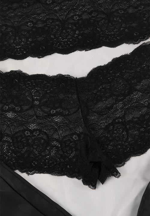 Trendyol - 3-piece pajama set - black