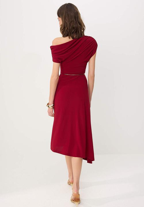Trendyol - Off-Shoulder Party Dress with Chain Belt - Burgundy