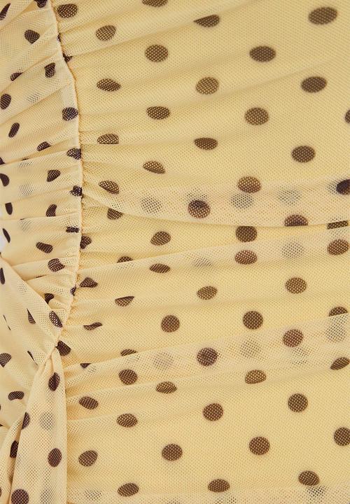 Trendyol - Polka Dot Strapless Cut-Out Mini Party Dress - Yellow