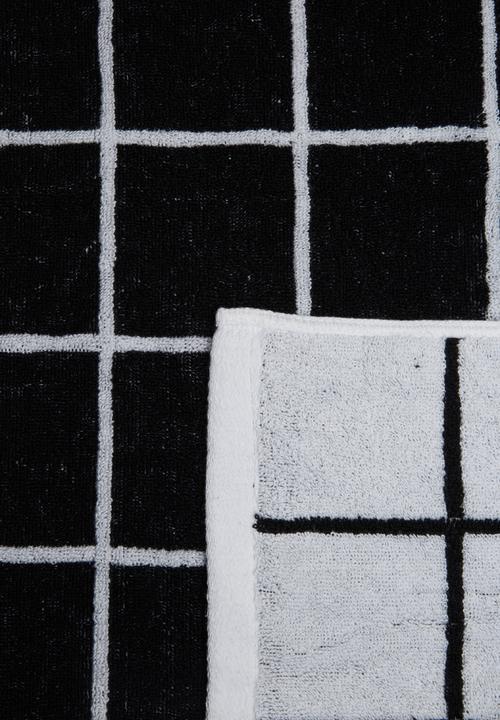 Sixth Floor - Grid bath towel