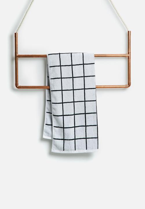 Sixth Floor - Grid bath towel