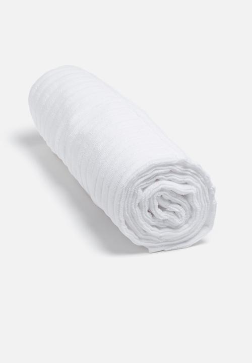 Sixth Floor - Lines bath towel