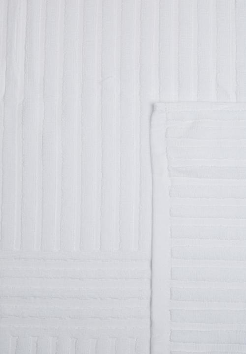 Sixth Floor - Lines bath towel