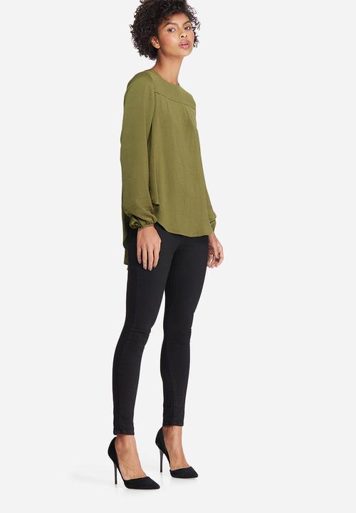 dailyfriday - Pleat back blouse