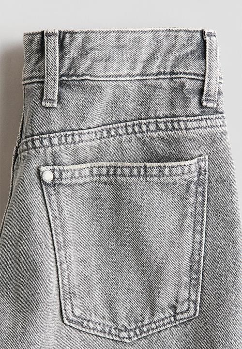 H&M - Loose-fit denim shorts - grey