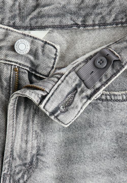 H&M - Loose-fit denim shorts - grey