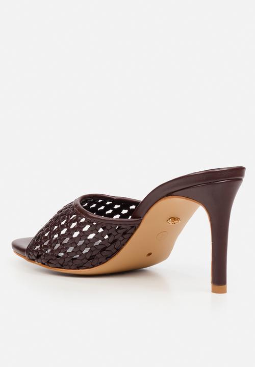 Miss Black - Nelly 8 macrame heel - chocolate