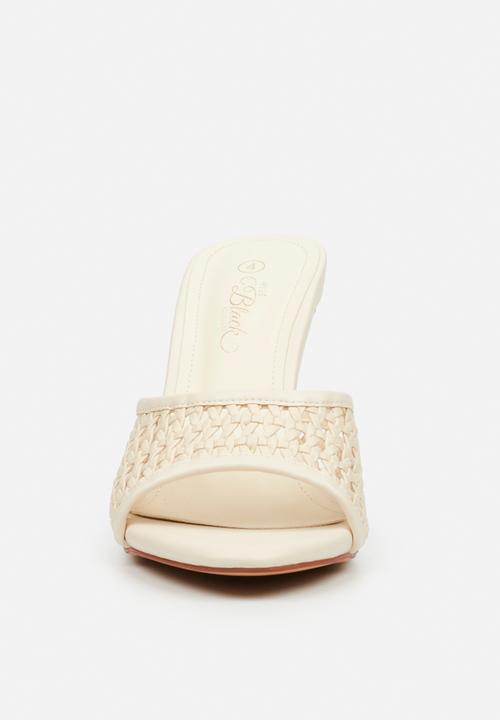 Miss Black - Nelly 8 macrame heel - ivory